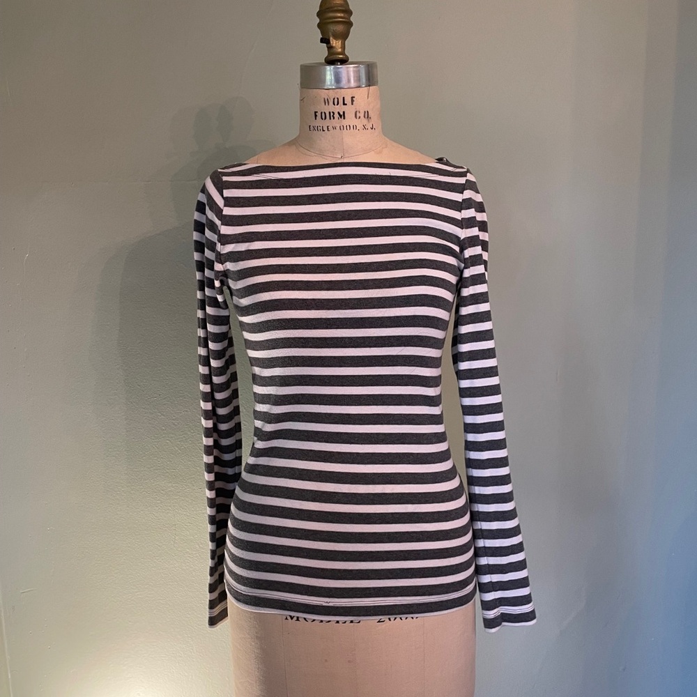 Black/White Striped LS Boatneck Modern Tee Gap XS